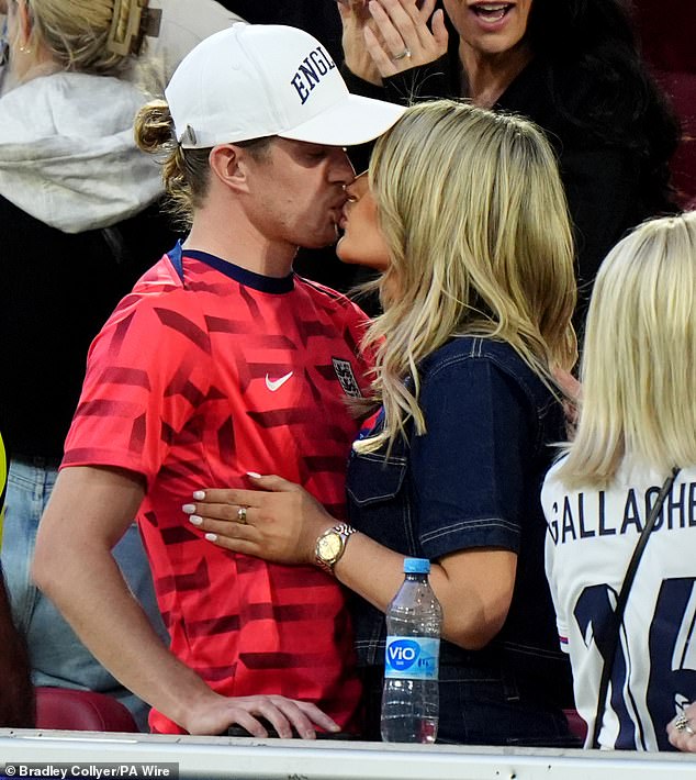 While Conor Gallagher shared a smooch with girlfriend Aine Kennedy