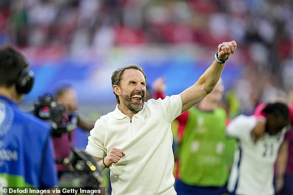 DUSSELDORF, GERMANY - JULY 6: head coach Gareth Southgate of England celebrates after winning the UEFA EURO 2024 quarter-final match between England and Switzerland at DÃ¼sseldorf Arena on July 6, 2024 in Dusseldorf, Germany. (Photo by Alex Gottschalk/DeFodi Images/DeFodi via Getty Images)