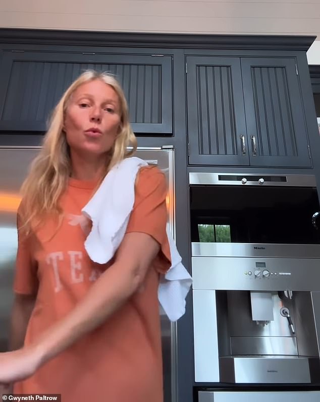 With a white towel draped over her shoulder like a professional chef, the star demonstrated to her 8 million followers how to prepare a lobster omelette and potato hash for a loved one