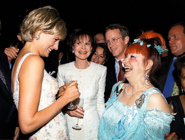 British fashion designer Zandra Rhodes said Princess Diana got a 'raw deal' in life (seen together in 1997)