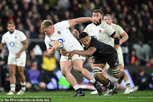 Prop Fin Baxter impressed on his international debut in England's narrow loss to New Zealand