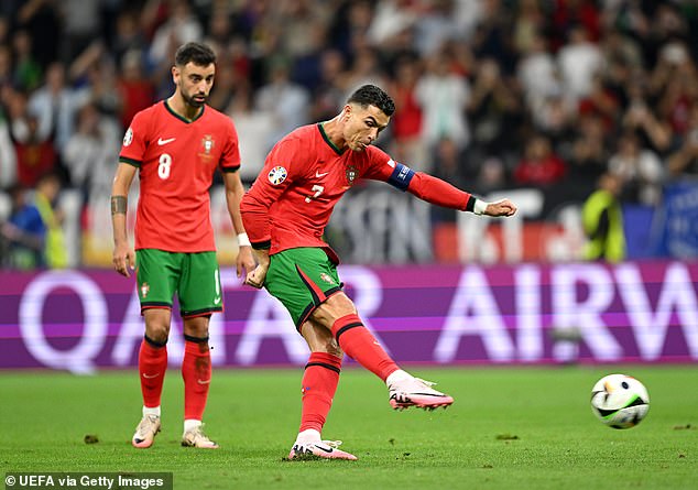 The 39-year-old continued his poor record in the knockouts of major tournaments for Portugal