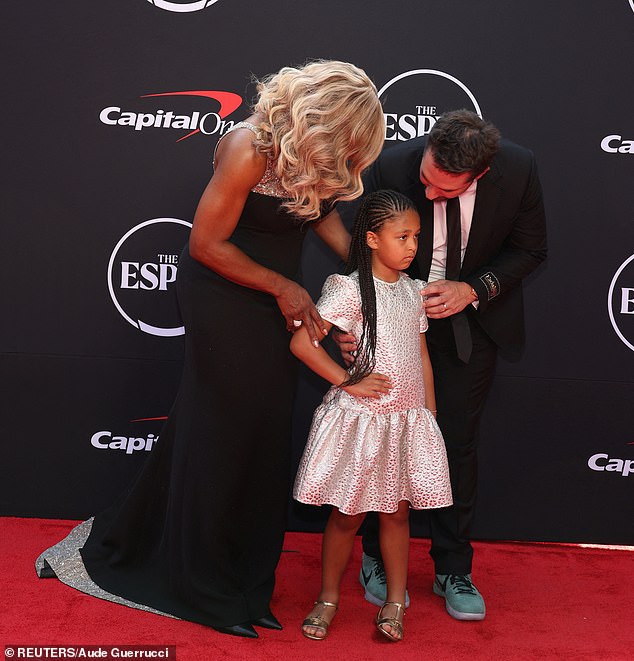 The married couple of six years proudly posed with their six-year-old daughter Alexis Olympia Ohanian Jr., who looked cute with her waist-length braids and silver-patterned Dolce & Gabbana dress