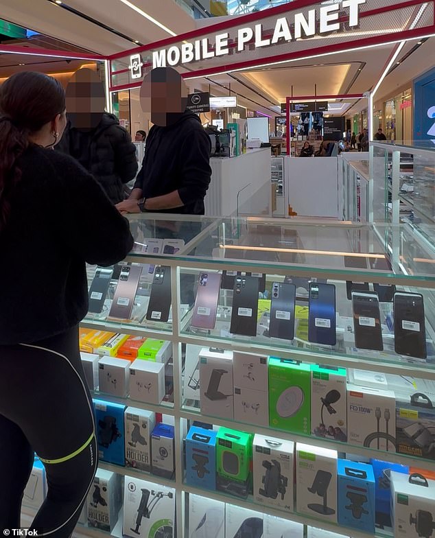 In a TikTok video posted by Krisy Erin a woman is seen confronting the manager and the accused employee about the alleged violation at the mall in New Zealand