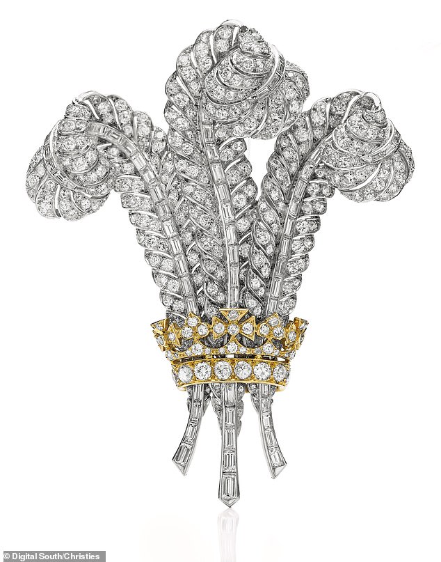 The Prince of Wales brooch, with three feathers and a gold crown made of diamonds set in platinum, bought by Liz Taylor for £490,000