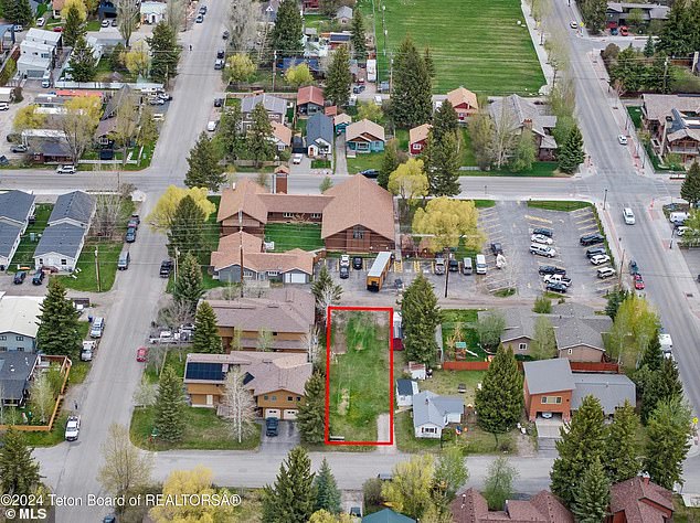 The 7,405sqft strip of grass at 55 West Karns Avenue in Jackson, Wyoming, is surrounded by big houses and backyards