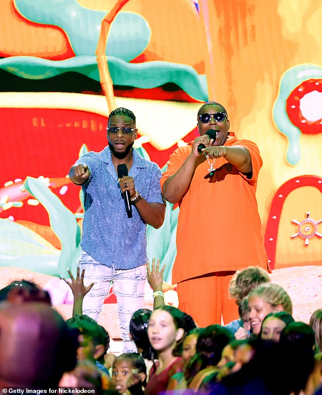 Kel Mitchell and Kenan Thompson were also a couple of the presenters at this year's award ceremony, getting the crowd excited to see more stars be slimed