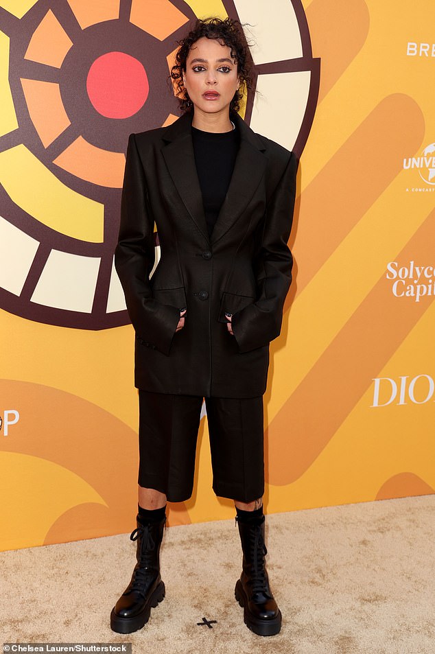 Sasha Lane put on a stylish display in an all-black ensemble that comprised of a pair of black shorts, as well as a black shirt and a fitted, black blazer