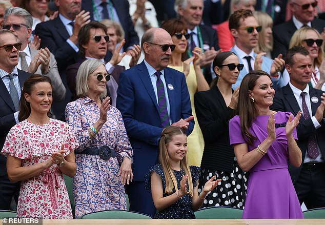 The future queen was greeted with a standing ovation as she she got ready to watch the tennis