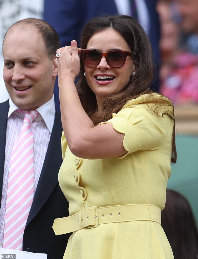 English actor Sophie Wrinkellham looked stunning in a yellow dress