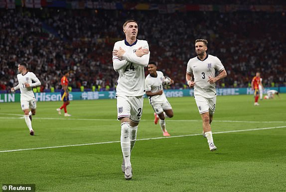 Soccer Football - Euro 2024 - Final - Spain v England - Berlin Olympiastadion, Berlin, Germany - July 14, 2024 England's Cole Palmer celebrates scoring their first goal REUTERS/Lee Smith