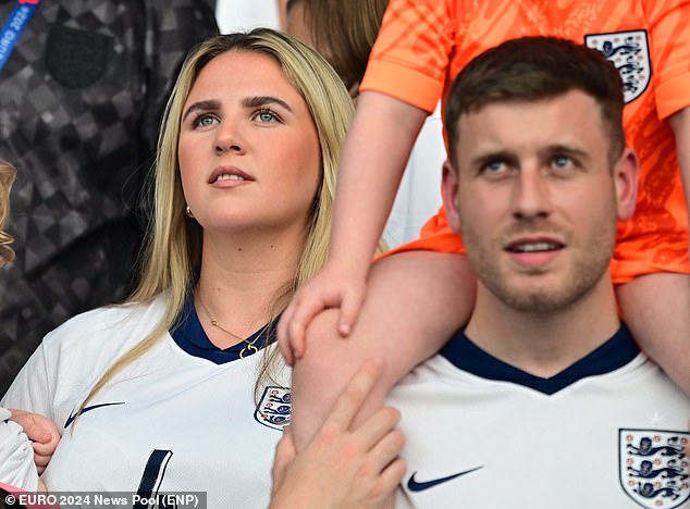 Declan Rice's girlfriend Lauren Fryer was spotted in the stands