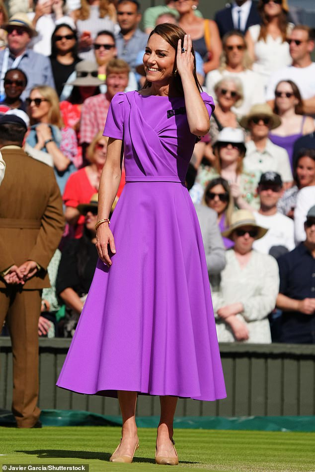 The bodice (adorned by the purple and green bow brooch of the All England club, of which Kate is patron) gave a new softness, a new ease to the princess's silhouette, which in the past has been way too nipped in