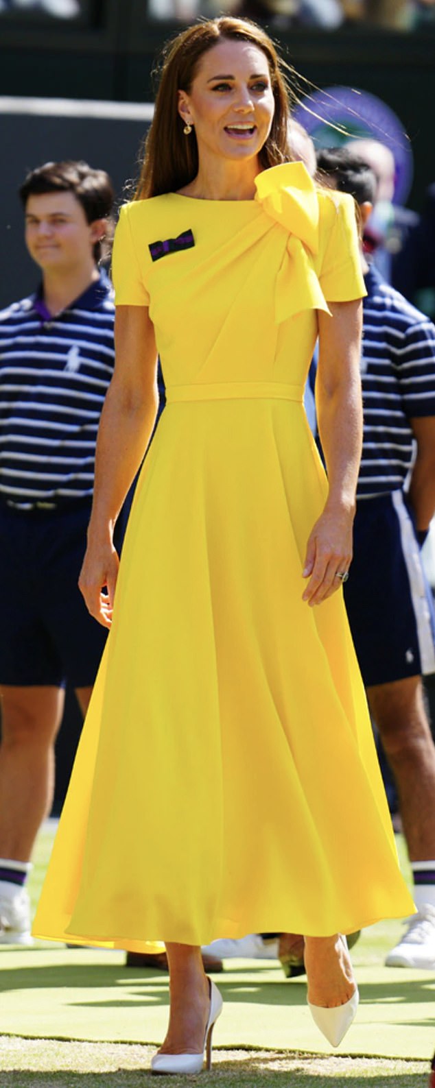 Kate Middleton pinned her green and purple Wimbledon bow to her bright yellow Roksanda gown in 2022