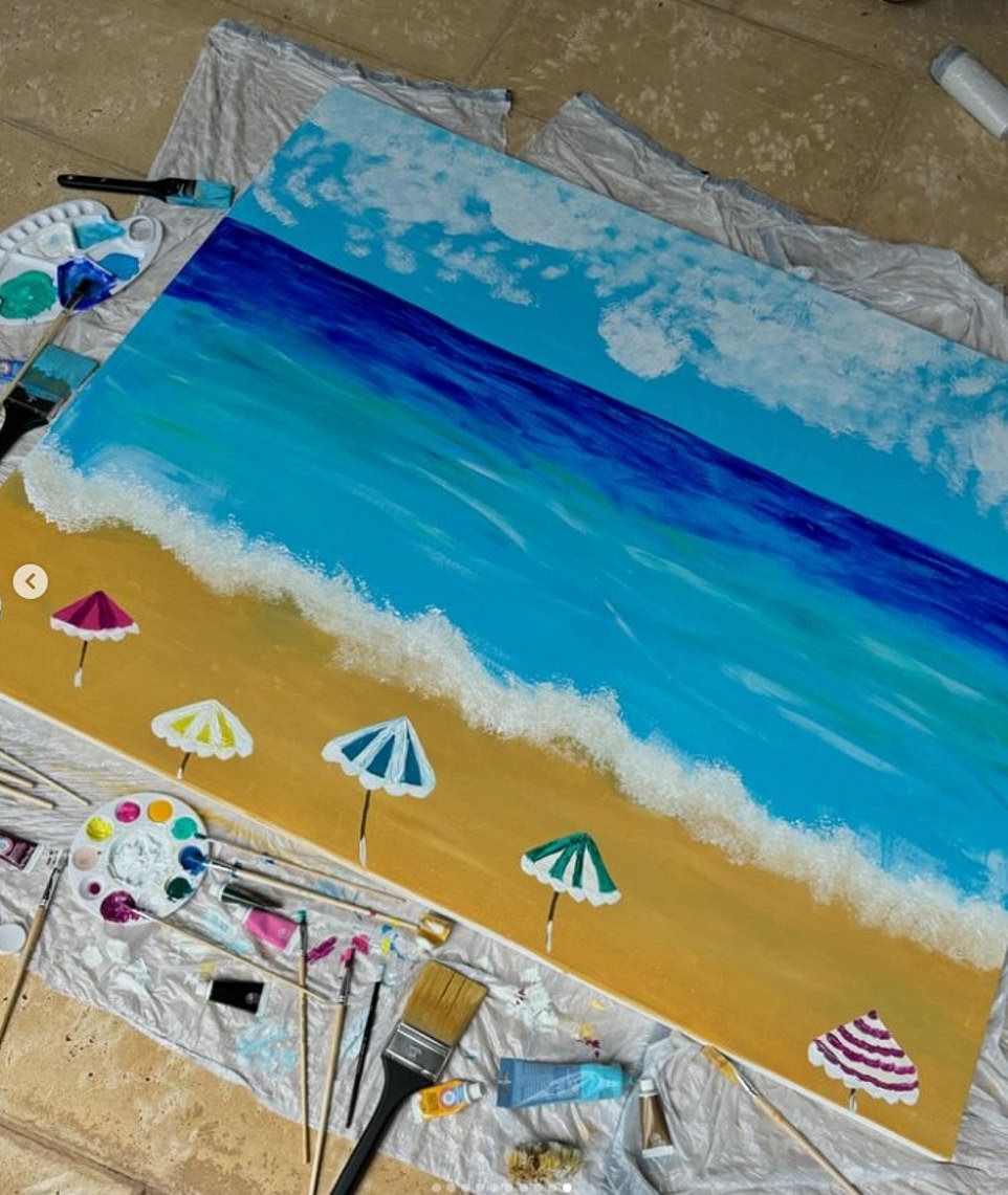 The Boston native has a hidden talent: she made this painting of a seashore dotted with colorful umbrellas