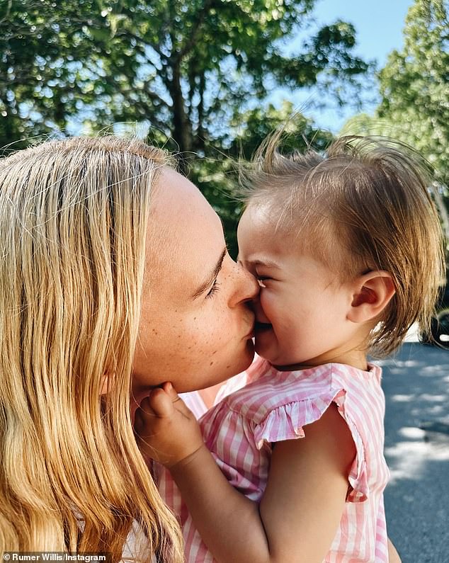 One of the photos she shared recently was of her breastfeeding her one year old child. Critics came out to try to shame her for continuing to breastfeed but Rumer shut them down quickly