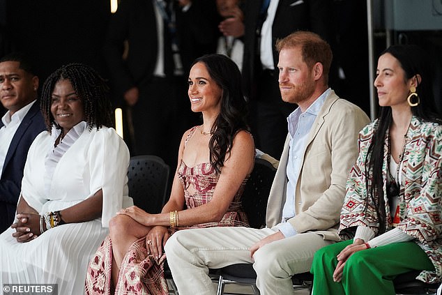 The royal couple were treated to a colourful tribal dance at the Delia Zapata National Centre for the Arts