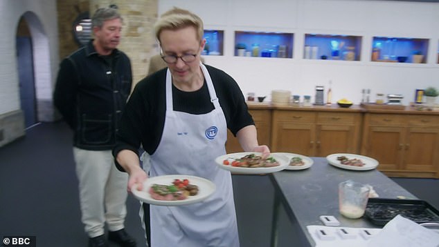 Steps star Ian 'H' Watkins struggled a little bit to impress with his steak but won the judges over with his dessert