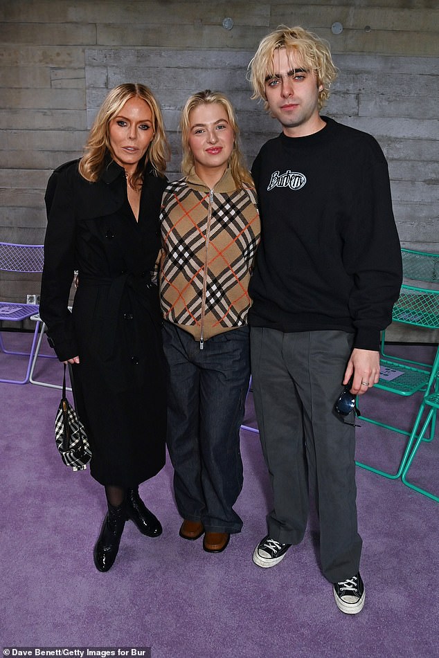 They posed alongside Lennon's mother Patsy Kensit, who was married to Oasis' Liam from 1997 to 2000