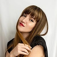 Profile Image for Andreea Pop.
