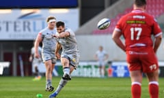 AJ MacGinty kicks en route to a Sale club record of 32 points in one match