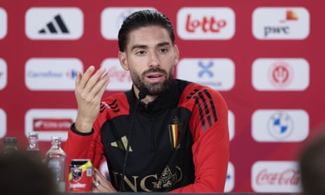Yannick Carrasco has a chat.