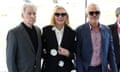 Kevin Kline, Cate Blanchett and Alfonso Cuarón pose for a photo