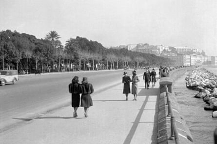 Naples’s Caracciolo promenade