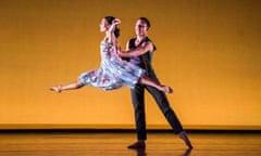 Ellen Yilma and Carmine De Amicis in Brahms Hungarian by Richard Alston Dance Company.