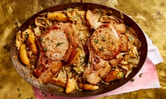 Pork chops with apple and fennel