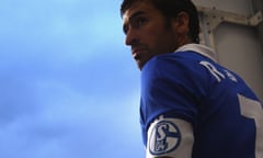 Raul wears the captain’s armband at Schalke in 2012.