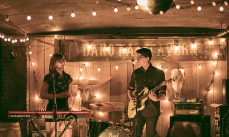 The Tryouts’ Chelsea Reed and David Macmichael perform together in Toronto, Canada in 2019