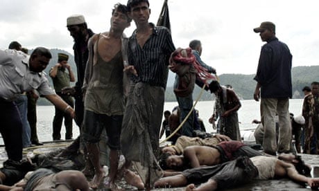 Rohingya refugees lands on the island of Sabang after being rescued by Indonesian ﬁshermen