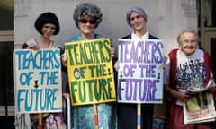 teachers protesting against pension changes