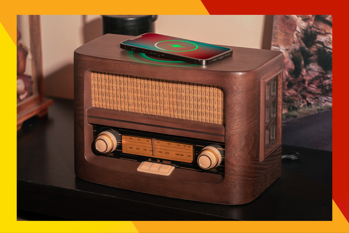 Add a retro flair to your apartment with this vintage-inspired radio and speaker