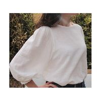 La blouse Avel est une blouse bohème chic aux multiples versions, ce patron en pdf à télécharger deviendra vite un basique de votre garde robe, blouse manches papillon, ou manches bouffantes.