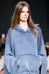 Chloé Spring 2015 Ready-to-Wear - Collection - Gallery - Look 1 - Style.com