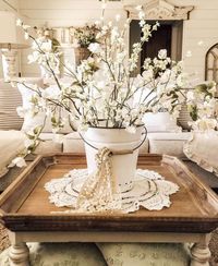 50 Farmhouse Vases That Are Simply Stunning