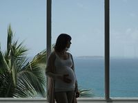 The Babymoon 2017 Julie McNiven (Hannah) faux baby belly #Moonbump