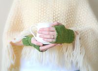 Prairie Winds Crochet Fingerless Mitts Pattern – Mama In A Stitch