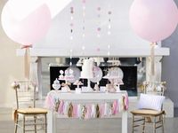 Host a Sparkling New Year's Eve Party : Decorating : Home & Garden Television