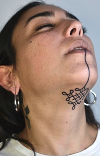 20 Under The Chin Tattoos You Didn't Know You Needed To Boost Your Confidence