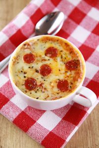 Microwave Mug Pizza -INSANELY good Pizza made in the microwave. Single serving, real food, made in minutes