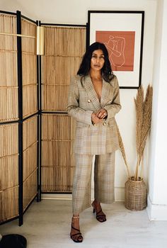 Monikh Dale, Stylist - These Instagrams Give Us Major Fashion And Interior Inspo - Lonny Neutrals Outfit Ideas, Outfit Ideas Office, Neutrals Outfit, Monikh Dale, Workplace Fashion, Week Inspiration, Random Outfits, Instagram Feeds, Street Style Outfits