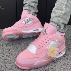 Tenis Jordan Retro, Jordan Shoes For Women Outfits, Skor Sneakers Nike, Jordan 5s, Nike Casual Shoes, Pink Jordans, Shop Nike, Nike Running Shoes Women