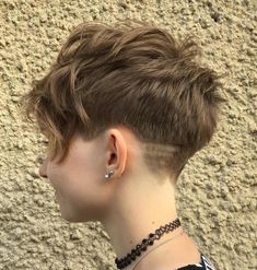 Wavy Pixie Cut, Hairstyle Examples, Wavy Pixie, Longer Pixie Haircut, Try On Hairstyles, Trendy Short Haircuts, 짧은 머리, Short Pixie Haircuts, Pixie Bob