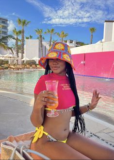 Aruba Outfits Black Women, Mexico Baddie Outfits, Vacation Outfits Black Women Cancun, Vacation Baddie Aesthetic, Evening Vacation Outfits, Baddie Beach Outfits Vacation, Pool Bathing Suit Pics, Cabo Boat Outfit, Boat Outfits Black Women