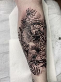 Rainforest Animals Tattoo, Tropical Rainforest Tattoo, Parrot Tattoo Black And White, Jungle Tattoo Design, Parrot Tattoo Design, Tattoo Parrot, Rainforest Tattoo, Jungle Sleeve, Macaw Tattoo