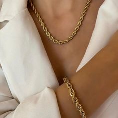 Real Gold Chains, Mens Silver Jewelry, Expensive Jewelry Luxury, Gold Bridal Jewellery Sets, Gold Chain Design, Handmade Gold Jewellery, Jewelry Fashion Trends