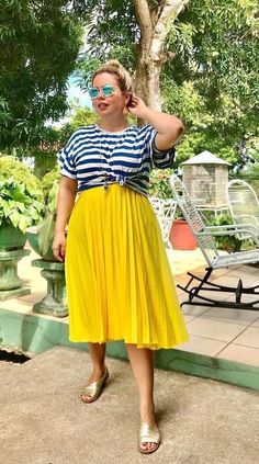 Curvy Dress Casual, Plus Size Fashion Ideas, Modest Plus Size Fashion, Plus Size Street Style, Plus-koon Muoti, Short Plus Size Fashion, Moda Pinup, Plus Size Summer Fashion, Plus Size Fashionista